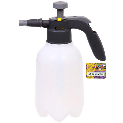 Опрыскиватель помповый 2л "Садовник" белый ДоброСад