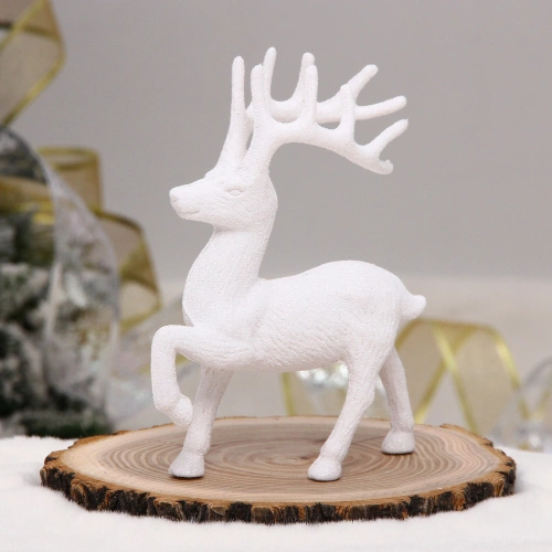 Фигурка новогодняя "Зимний олень" 9.5*4.5*12 см, Белый